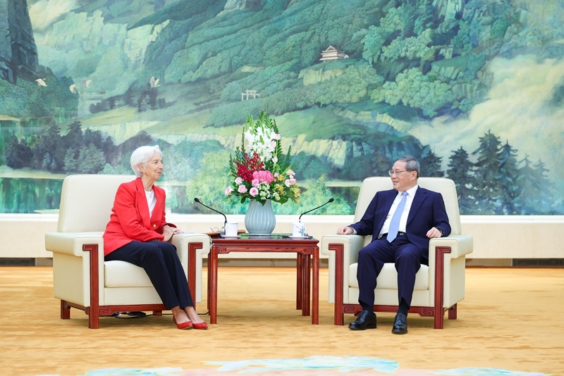 中国总理李强会见欧洲中央银行行长拉加德