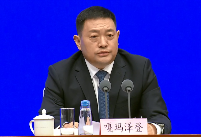 西藏自治区主席：达赖转世从来不是由达赖喇嘛个人说了算 中央政府具有最终决定权 