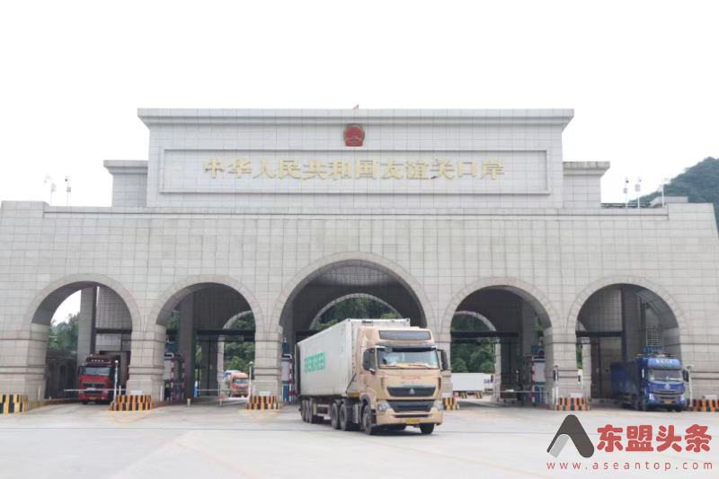 依托西部陆海新通道建设，友谊关口岸货物通关更便捷