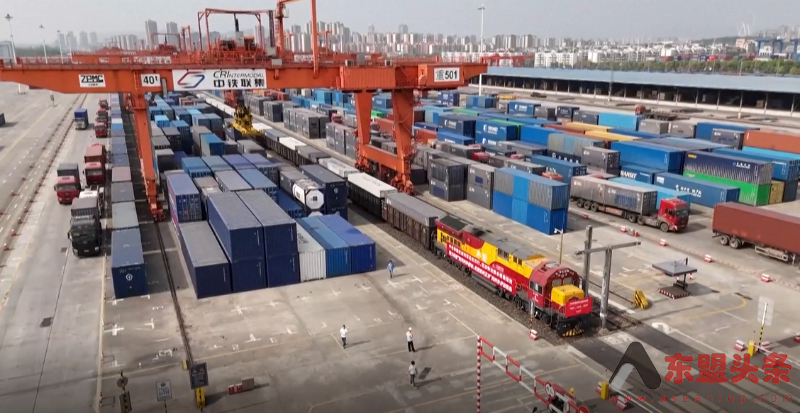 西部陆海新通道沿线省区市经新通道累计进出口突破4万亿元人民币