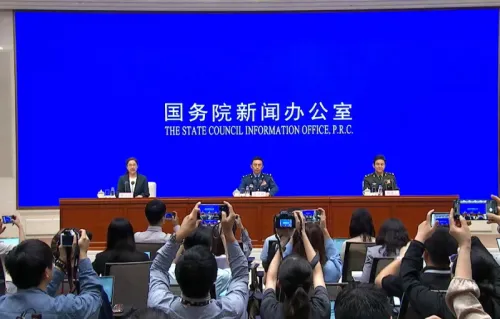 中国九三阅兵时长约70分钟 首次亮相新型武器装备占比大  