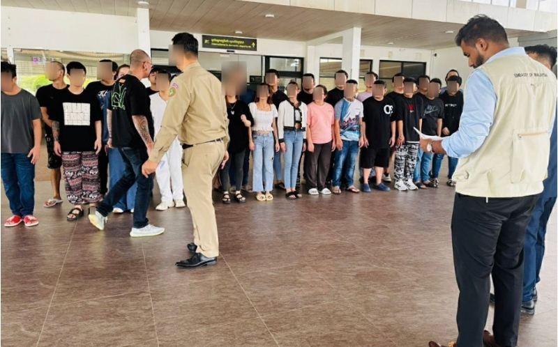 30名马来西亚公民因涉嫌网络诈骗被柬埔寨遣返