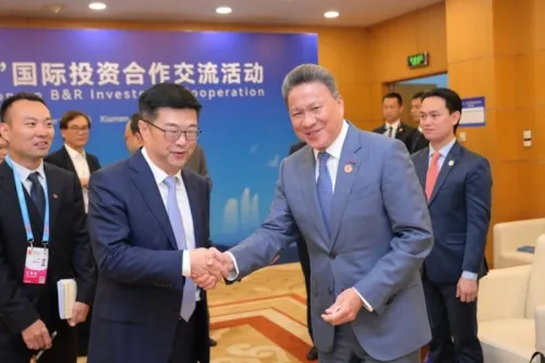 柬埔寨副首相孙占托会见中国进出口银行董事长