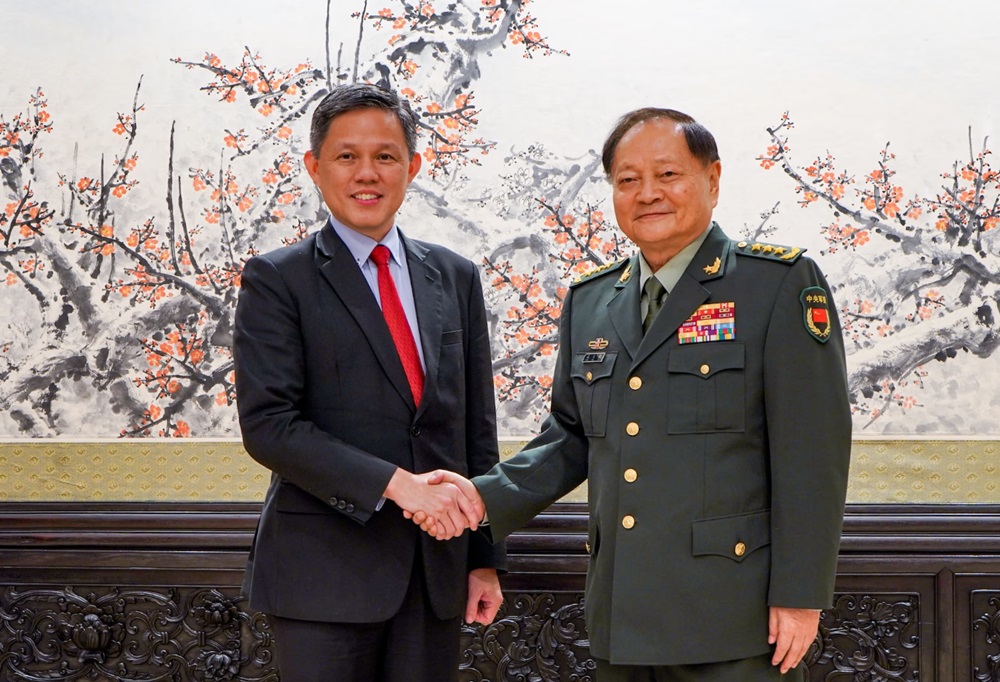 中国中央军委副主席张又侠会见新加坡国防部长陈振声
