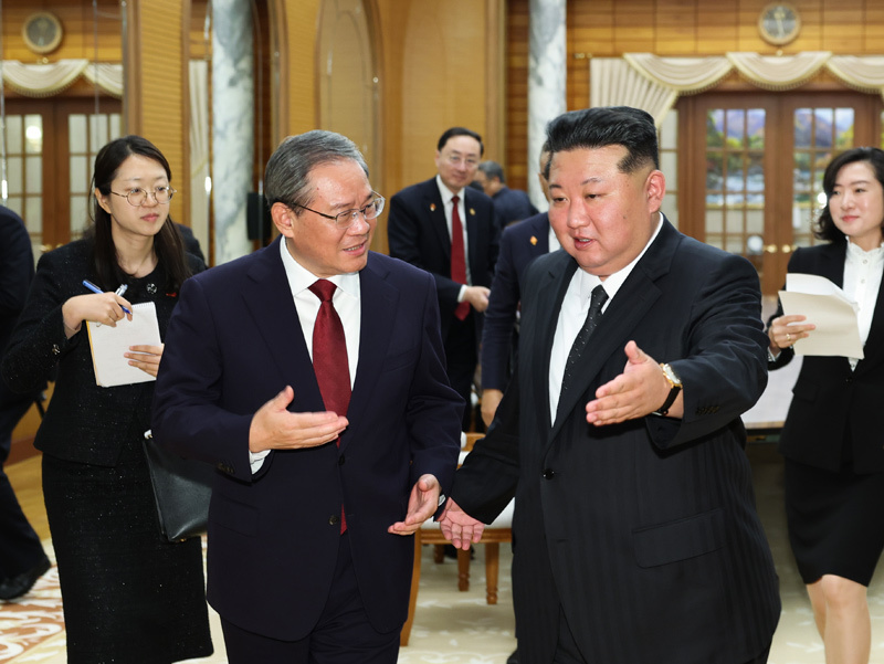 中国总理李强会见朝鲜劳动党总书记、国务委员长金正恩