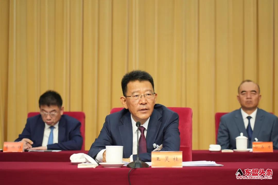 王灵桂当选中国侨联主席