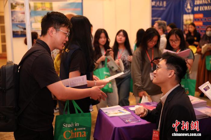 印尼第十届HSK留学中国与就业展在雅加达举办