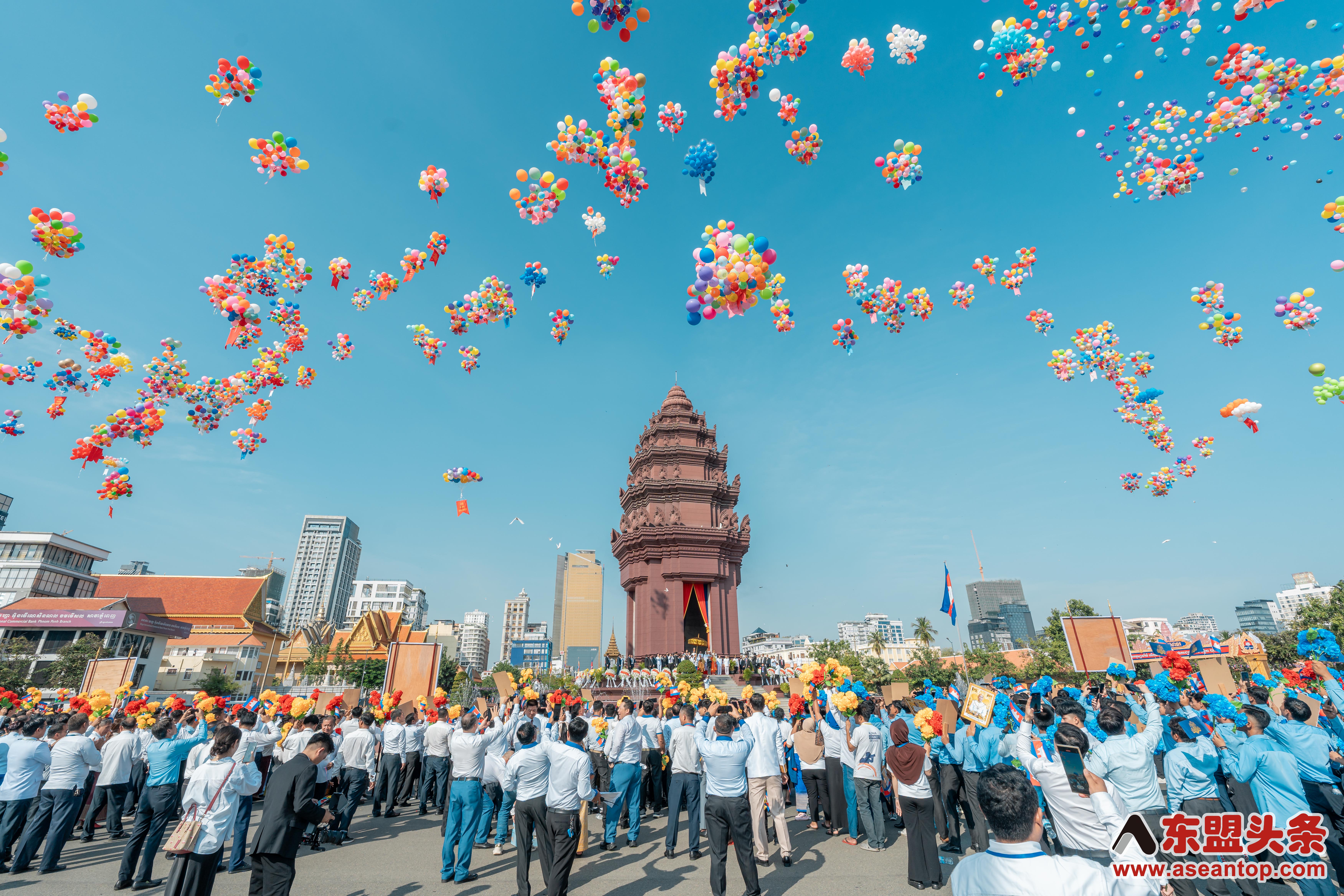 Cambodia Celebrates 72nd National Independence Day with Grand Ceremony in Phnom Penh
