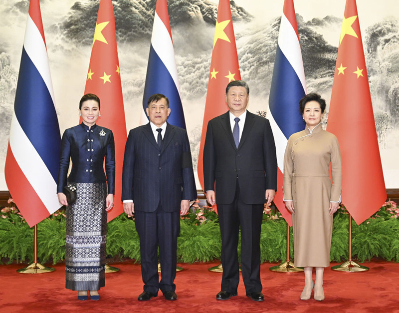 中国国家主席习近平会见泰国国王哇集拉隆功 愿共同书写中泰友好新篇章