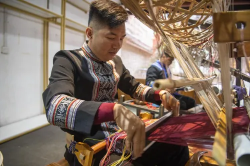 Weaving a New Narrative: Guangxi's Zhuang Brocade Goes Global, Thanks to Fresh Designs from Zhuang Brothers