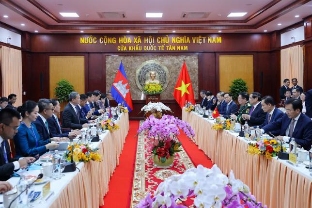 越南对柬泰当前紧张局势深表关切  呼吁泰国和柬埔寨对话解决分歧