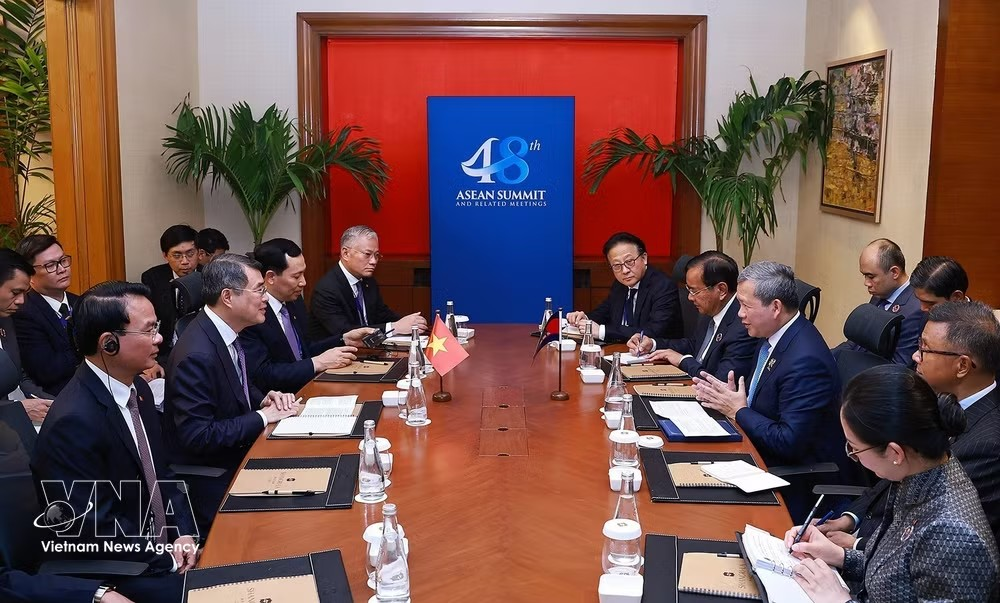 越南总理黎明兴在东盟峰会期间会见多国领导人及亚行行长