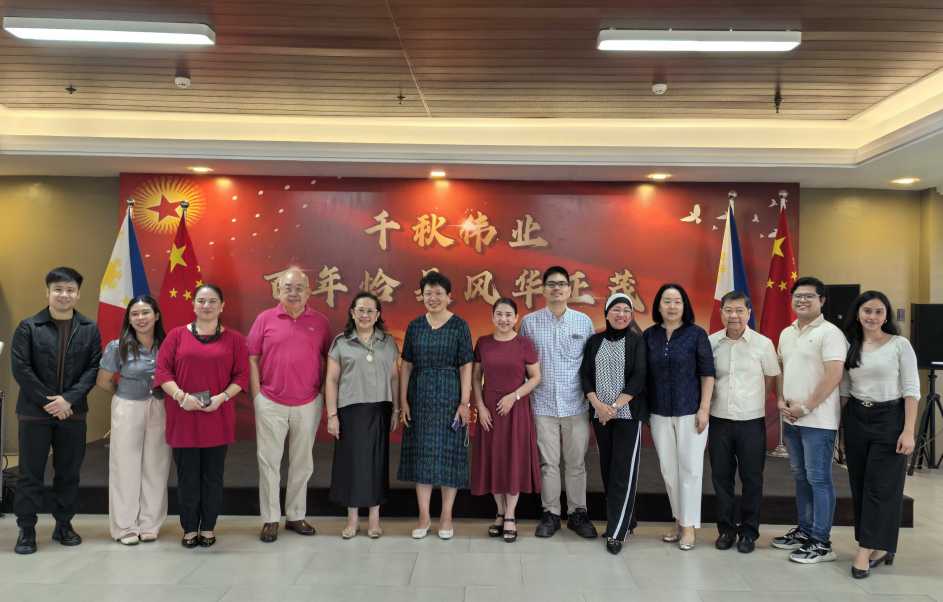 中国驻达沃总领事赵秀珍会见菲律宾达沃市工商会主席 推动双边经贸人文交流
