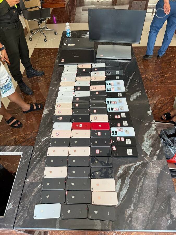 柬埔寨金边市长直接指挥 警方突袭一酒店 6名中国人涉诈骗、涉毒品被扣留 