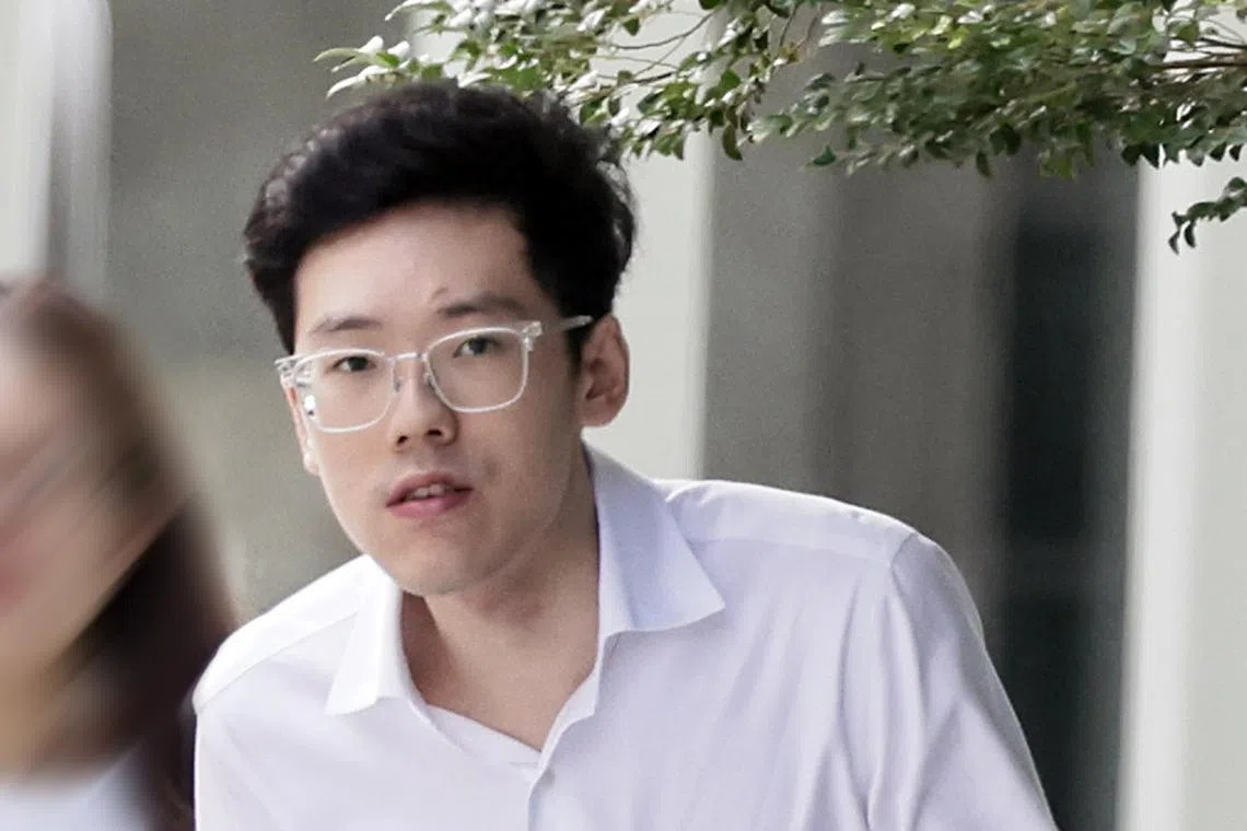 新加坡男子强奸13岁网友 获刑近九年及鞭刑六下