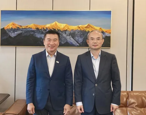 中国驻新加坡大使曹忠明会见新加坡交易所首席执行官