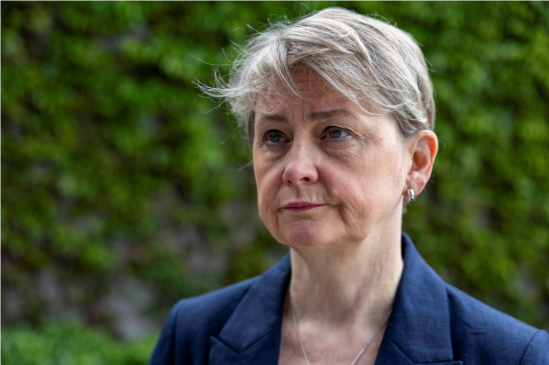 以国家安全部长宣称“整个黎巴嫩必须燃烧”,英国外交大臣谴责:骇人听闻、令人憎恶