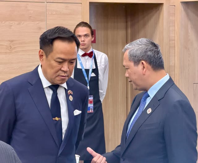 柬泰首脑在喀山非正式会晤 柬方重申边界问题和平解决立场