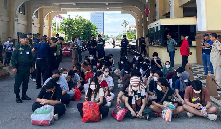 柬埔寨遣返49名涉网络诈骗泰国籍人员 