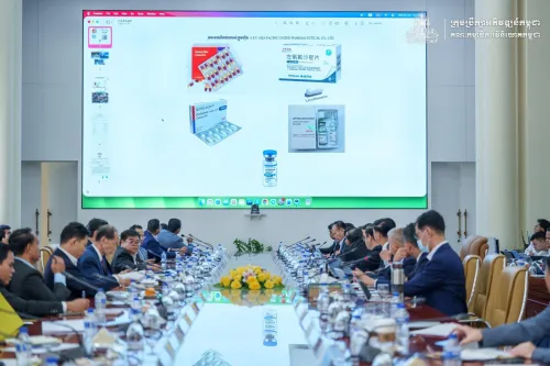 柬埔寨发展理事会审议7个新投资项目 涉及金矿开发、摩托车组装和药品生产