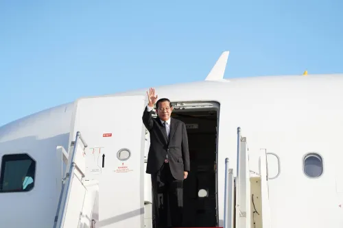 柬埔寨人民党主席、参议院主席洪森启程对中国进行正式友好访问