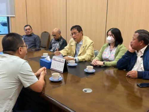 印尼财长突查雅加达中资钢铁企业