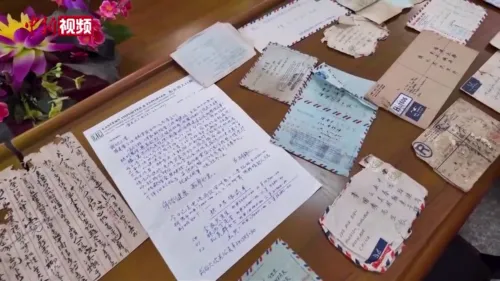 福建泉州：“代书二代”薪火相传 讲述侨批故事

