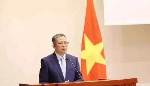 越南驻华大使范清平：中越“同志加兄弟”情谊在新时代焕发新活力