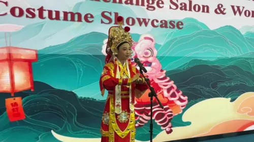 和孩子们来一场世界传统服装秀
