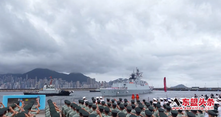 【视频】中国海军舰艇编队离开香港,结束为期5天的系列开放参观和文化交流活动
