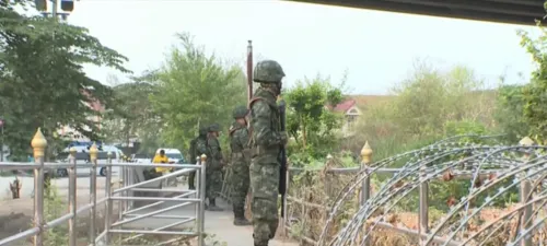 缅甸政府军与反政府武装冲突升级 交战炮弹落入邻国泰国境内