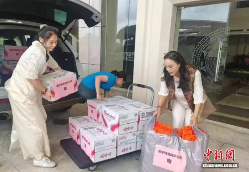海内外侨胞捐款捐物助力南宁横州抗洪救灾