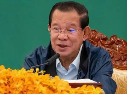 ​柬埔寨参议院主席洪森回顾边境发展两大目标 敦促上丁省官员全力服务民众