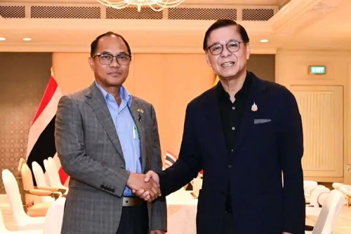 泰国副总理兼外交部长会见缅甸外交部长