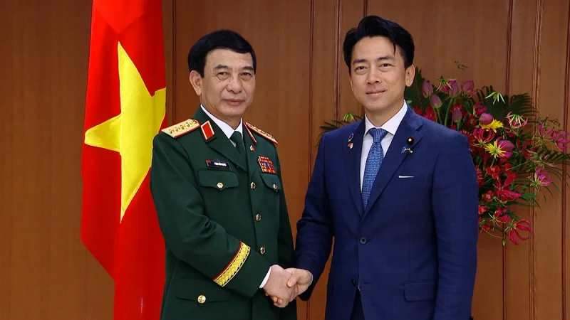 越南副总理兼国防部部长与日本防卫大臣举行会谈 讨论共同开发高速登陆艇
