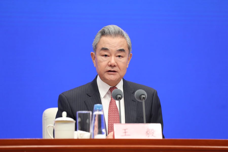 中国外长王毅将出席中国—东盟外长会和上海合作组织成员国外长理事会会议并访问吉尔吉斯斯坦