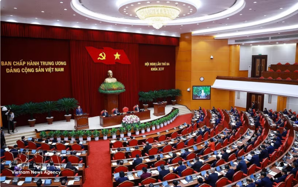 越共十四届三中全会在河内开幕 苏林主持并发表重要讲话