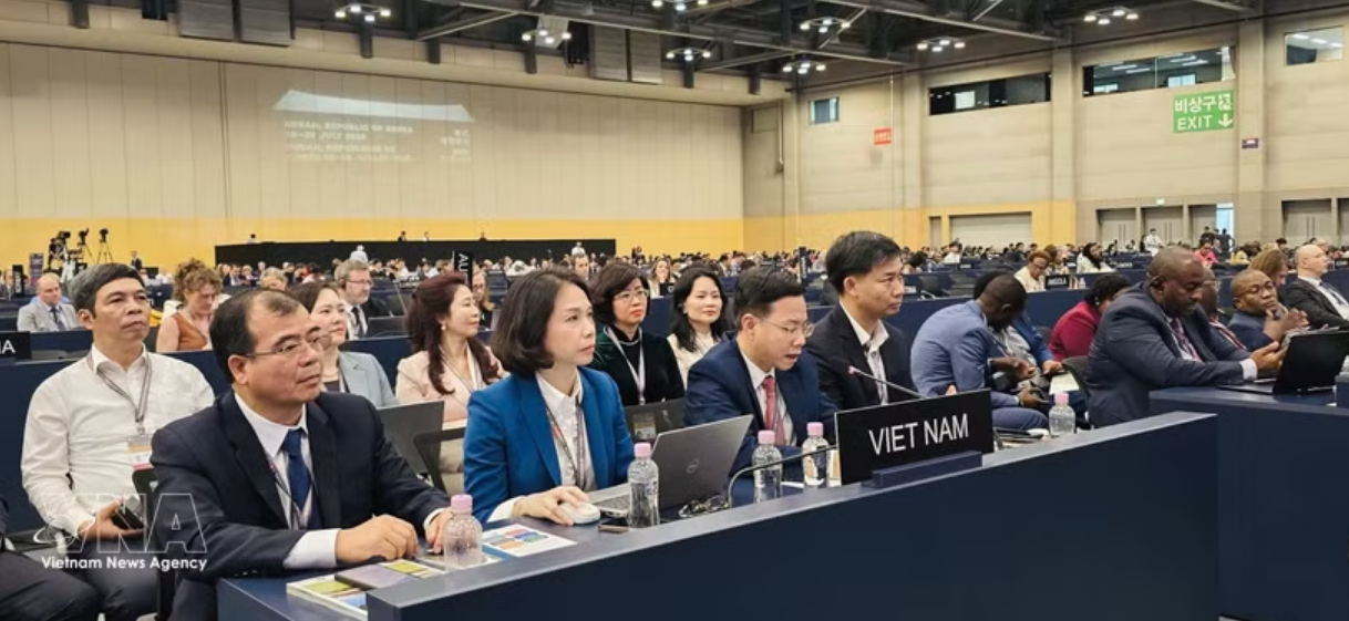 越南出席第48届联合国教科文组织世界遗产委员会会议