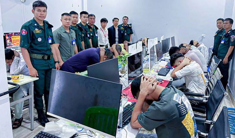 柬埔寨打击电信诈骗一年初见成效 反诈不力官员和高级将领遭惩处