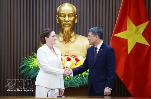 越南与新西兰深化全面战略伙伴关系 推动双边贸易达到30亿美元
