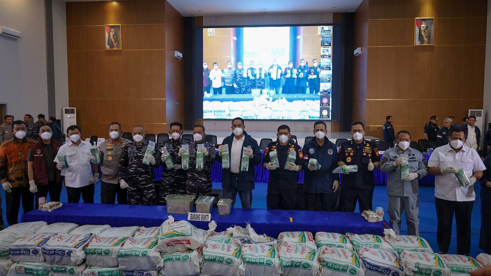 印尼在海上查获载有1.3吨“K粉”走私船 涉案毒品价值最高17亿元