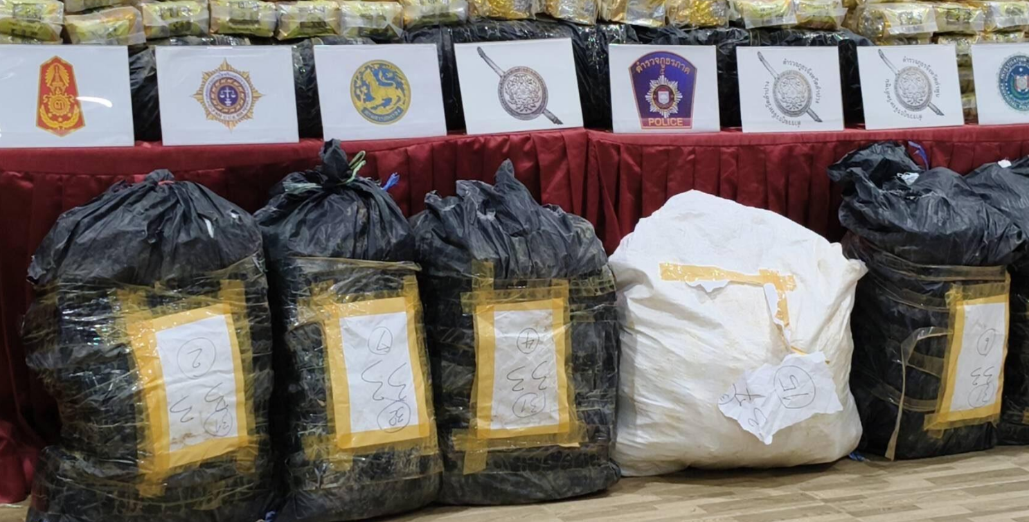 泰国破获两起重大毒品案 缴获冰毒500公斤、“疯药”100万粒
