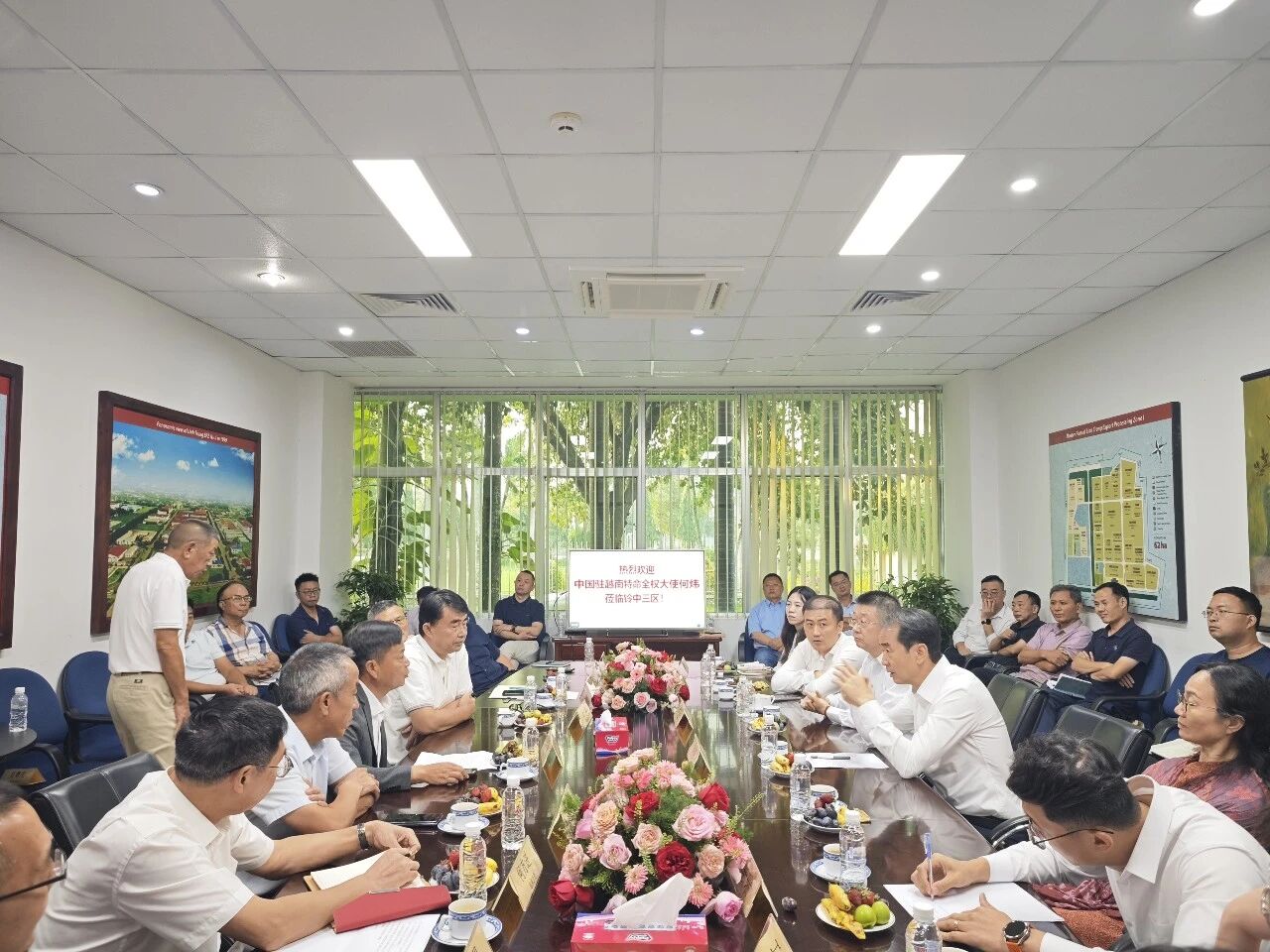 中国驻越南使领馆共同赴同奈市、西宁省考察中资企业