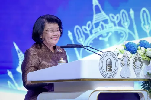 第二届国际议会议长会议闭幕 通过《金边宣言》推进行动