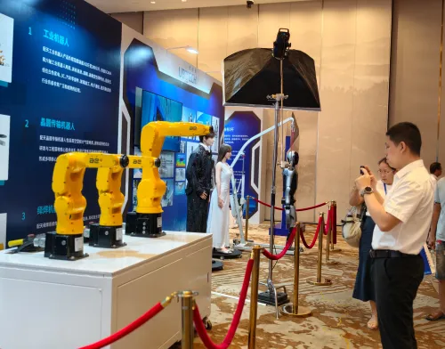 中国—东盟共商智能机器人出海合作