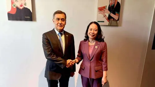 上海合作组织秘书长会见越南国家副主席武氏映春