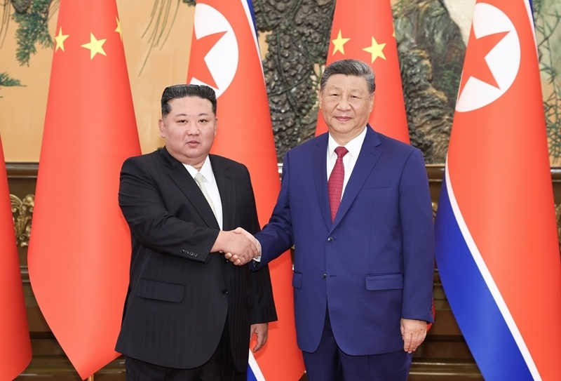 中国国家主席习近平就朝鲜国庆78周年向朝鲜最高领导人金正恩致贺电