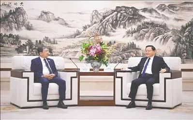 中共内蒙古自治区委员会书记王伟中会见越南国会代表团一行