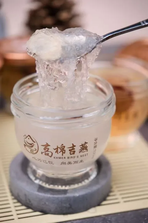 这八大症状的女性，赶紧吃燕窝！