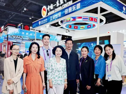 中国—东盟中心参展第23届中国—东盟博览会